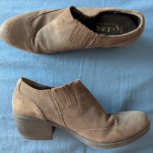Korks Women's Brown Suede Boots Sz 8